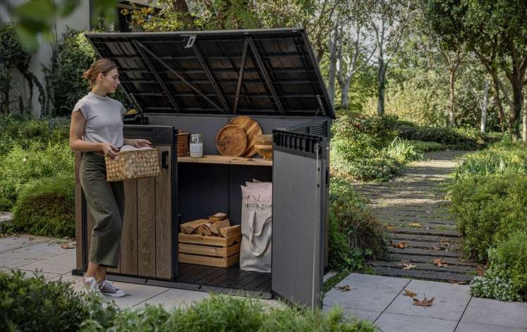 Keter Signature Horizontal Shed - Walnut Look 2020L