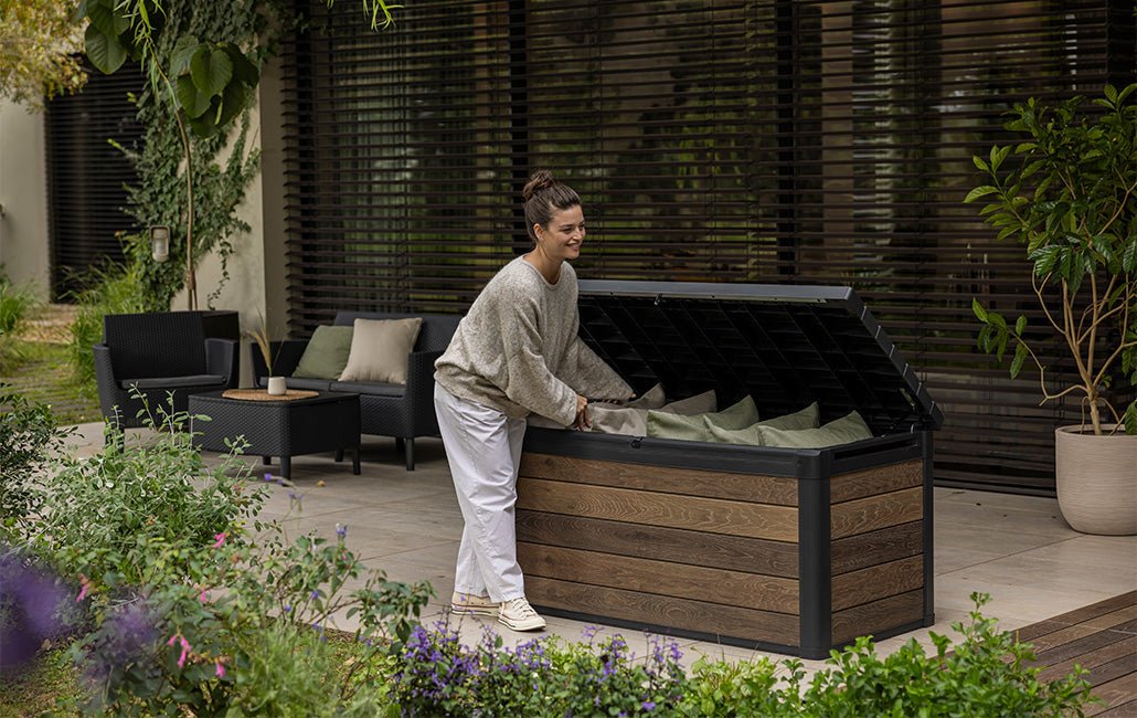 Keter Signature 570L Storage Box - Walnut Look
